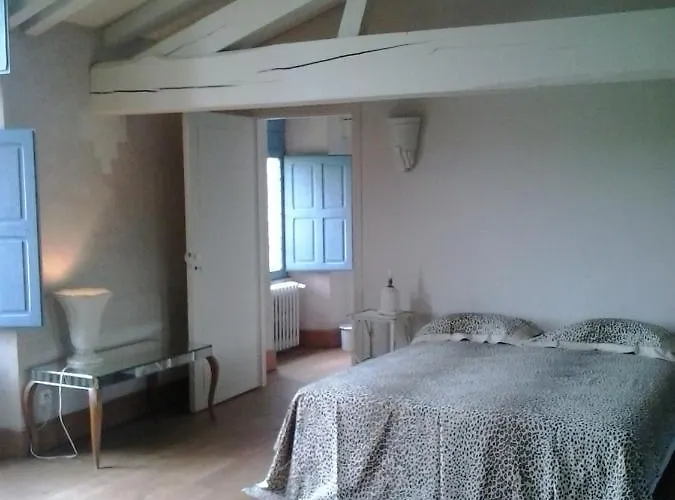 Chateau De Cauderoue فندق مبيت وإفطار